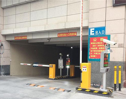 智能道闸机(图4)