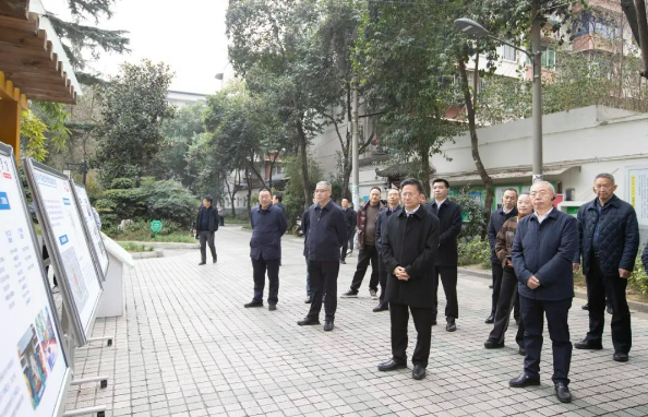 全省住房城乡建设工作会议召开：实干争先 勇毅前行 奋力开创全省住房城乡建设事业高质量发展新局面(图2)